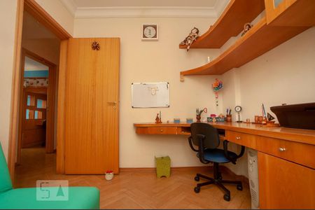 Quarto 2 de apartamento para alugar com 3 quartos, 70m² em Cristo Rei, Curitiba