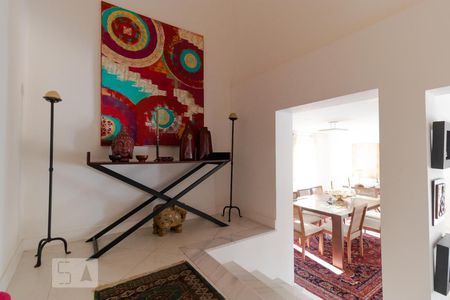 Detalhe Sala de casa à venda com 4 quartos, 390m² em Jd das Paineiras, Campinas