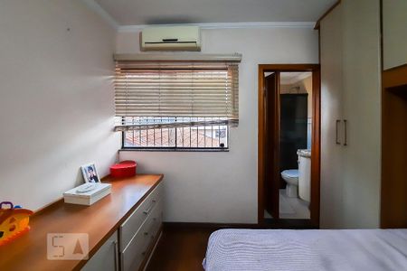 Casa para alugar com 234m², 4 quartos e 5 vagas Casa para alugar com 234m², 4 quartos e 5 vagasSuíte 1
