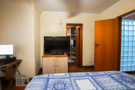 Casa para alugar com 234m², 4 quartos e 5 vagas Casa para alugar com 234m², 4 quartos e 5 vagasSuíte 2