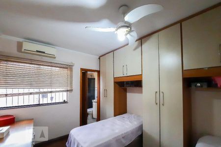 Casa para alugar com 234m², 4 quartos e 5 vagas Casa para alugar com 234m², 4 quartos e 5 vagasSuíte 1