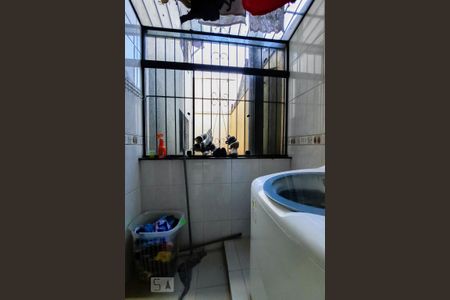 Casa para alugar com 234m², 4 quartos e 5 vagas Casa para alugar com 234m², 4 quartos e 5 vagasÁrea de Serviço