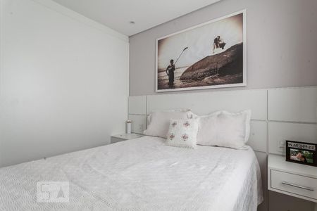 Suíte de apartamento à venda com 2 quartos, 63m² em Vila Eldízia, Santo André