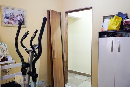 Quarto 02 de casa à venda com 4 quartos, 200m² em Vila Monte Santo, São Paulo