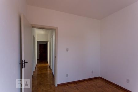 Quarto 2 de apartamento à venda com 3 quartos, 70m² em Cavalhada, Porto Alegre