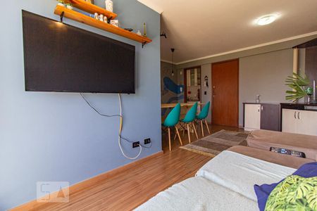 Sala de apartamento para alugar com 3 quartos, 70m² em Portão, Curitiba