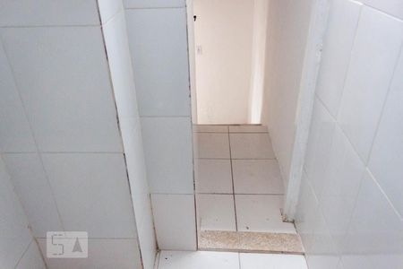 Banheiro de casa para alugar com 1 quarto, 28m² em Vila Maria Alta, São Paulo