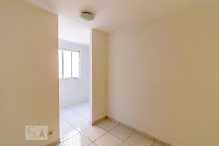 Quarto 1 de casa para alugar com 2 quartos, 45m² em Vila Brasílio Machado, São Paulo