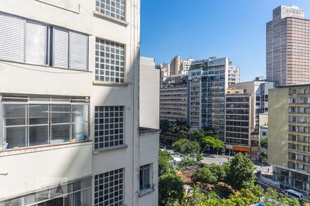 Vista da Sala de apartamento para alugar com 2 quartos, 35m² em Bela Vista, São Paulo