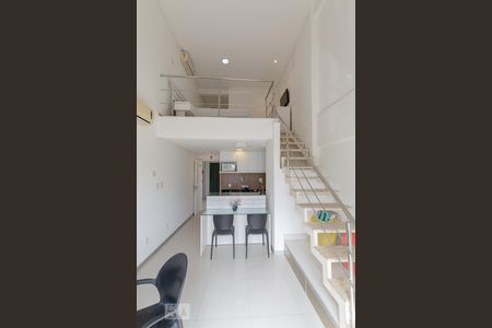 Sala de apartamento para alugar com 2 quartos, 53m² em Armação, Salvador