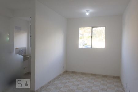 Sala de apartamento para alugar com 2 quartos, 47m² em Parque Rincão, Cotia