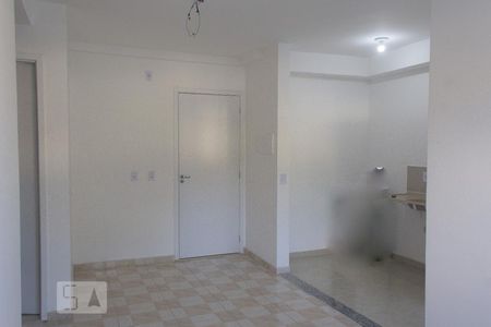 Sala de apartamento para alugar com 2 quartos, 47m² em Parque Rincão, Cotia