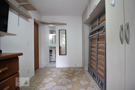 Suíte de apartamento para alugar com 1 quarto, 37m² em Vila Andrade, São Paulo