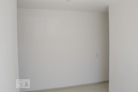 Sala de apartamento à venda com 2 quartos, 58m² em Jardim Tupanci, Barueri