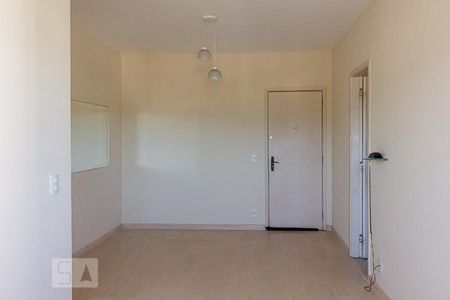 Sala de apartamento à venda com 3 quartos, 70m² em Recreio dos Bandeirantes, Rio de Janeiro