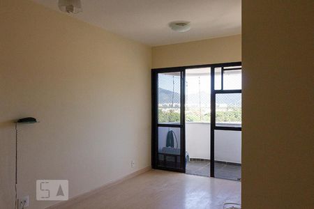 Sala de apartamento à venda com 3 quartos, 70m² em Recreio dos Bandeirantes, Rio de Janeiro