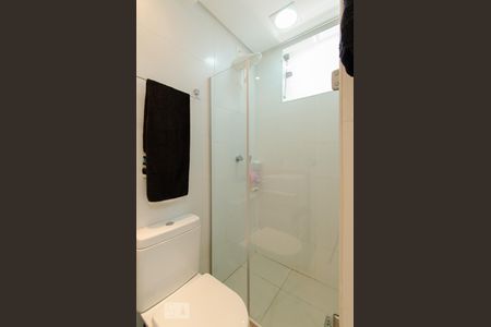 Chuveiro de apartamento para alugar com 3 quartos, 103m² em Jardim Apipema, Salvador