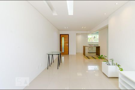 Sala de apartamento para alugar com 3 quartos, 103m² em Jardim Apipema, Salvador