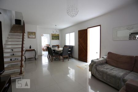 Sala de casa à venda com 3 quartos, 102m² em Jardim Maria Luiza, São Paulo