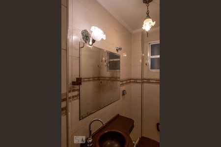 Lavabo de apartamento para alugar com 2 quartos, 85m² em Cerqueira César, São Paulo