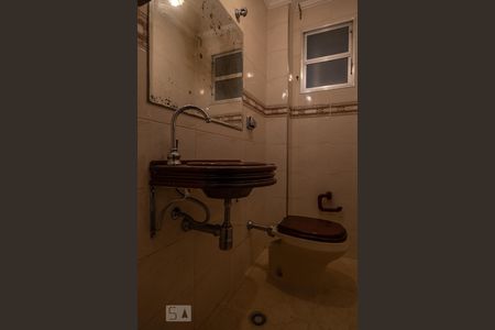 Lavabo de apartamento para alugar com 2 quartos, 85m² em Cerqueira César, São Paulo