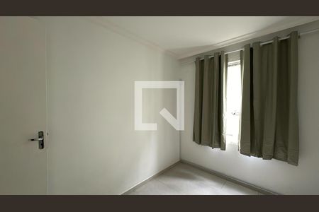 Quarto de apartamento para alugar com 2 quartos, 45m² em Campo Comprido, Curitiba