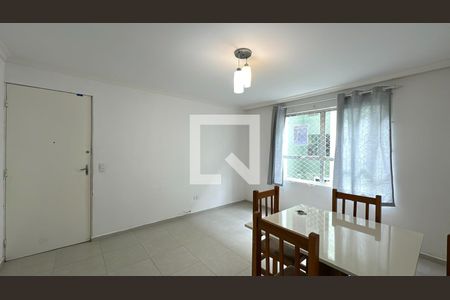 Sala de apartamento para alugar com 2 quartos, 45m² em Campo Comprido, Curitiba