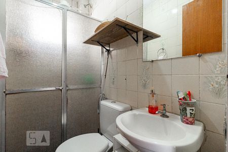 Banheiro de apartamento para alugar com 2 quartos, 47m² em São Geraldo, Belo Horizonte