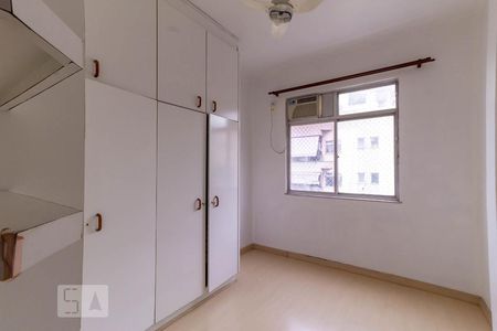 Quarto 1 de apartamento para alugar com 2 quartos, 66m² em Méier, Rio de Janeiro