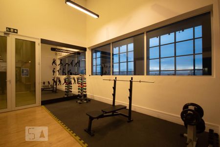 Studio para alugar com 46m², 1 quarto e 1 vaga Studio para alugar com 46m², 1 quarto e 1 vagaAcademia