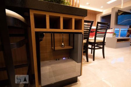 Studio para alugar com 46m², 1 quarto e 1 vaga Studio para alugar com 46m², 1 quarto e 1 vagaCozinha - Adega