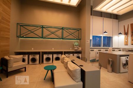 Studio para alugar com 46m², 1 quarto e 1 vaga Studio para alugar com 46m², 1 quarto e 1 vagaLavanderia