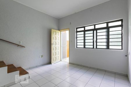 1o. Andar - Sala de casa para alugar com 2 quartos, 100m² em Vila Moinho Velho, São Paulo