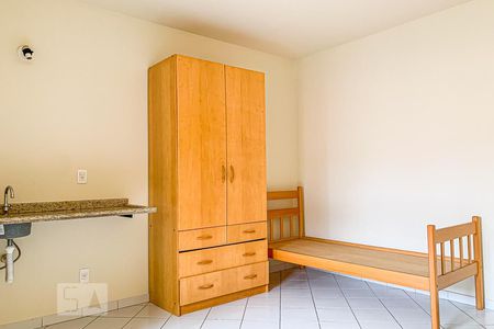 Sala/Quarto de kitnet/studio para alugar com 1 quarto, 25m² em Cidade Universitária, Campinas