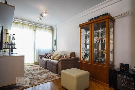 Sala de apartamento para alugar com 2 quartos, 74m² em Jardim Londrina, São Paulo