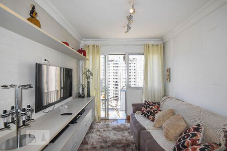 Sala de tv de apartamento para alugar com 2 quartos, 74m² em Jardim Londrina, São Paulo