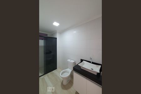Banheiro de apartamento para alugar com 2 quartos, 50m² em Liberdade, São Paulo