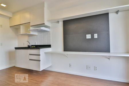 Sala/Quarto de kitnet/studio para alugar com 1 quarto, 25m² em Centro, São Paulo