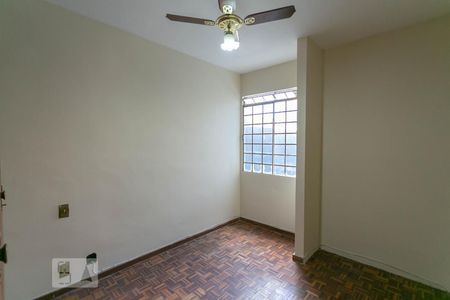 Quarto 2 de apartamento para alugar com 3 quartos, 120m² em Copacabana, Belo Horizonte