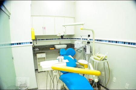 Casa para alugar com 800m², 5 quartos e 6 vagas Casa para alugar com 800m², 5 quartos e 6 vagasConsultório 2