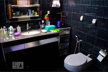 Casa para alugar com 800m², 5 quartos e 6 vagas Casa para alugar com 800m², 5 quartos e 6 vagasBanheiro do Quarto 2