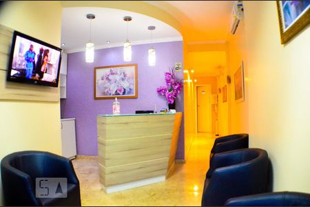 Casa para alugar com 800m², 5 quartos e 6 vagas Casa para alugar com 800m², 5 quartos e 6 vagasRecepção