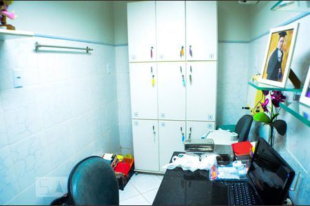 Casa para alugar com 800m², 5 quartos e 6 vagas Casa para alugar com 800m², 5 quartos e 6 vagasEscritório