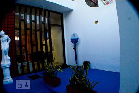 Casa para alugar com 800m², 5 quartos e 6 vagas Casa para alugar com 800m², 5 quartos e 6 vagasHall de Entrada da casa 2