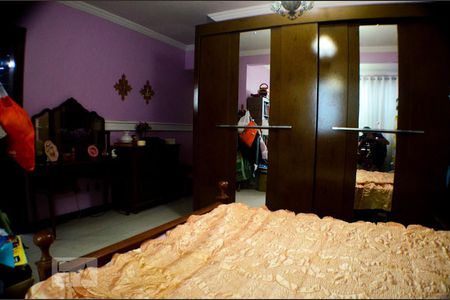 Casa para alugar com 800m², 5 quartos e 6 vagas Casa para alugar com 800m², 5 quartos e 6 vagasQuarto 2