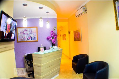 Casa para alugar com 800m², 5 quartos e 6 vagas Casa para alugar com 800m², 5 quartos e 6 vagasRecepção