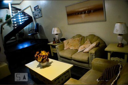 Casa para alugar com 800m², 5 quartos e 6 vagas Casa para alugar com 800m², 5 quartos e 6 vagasSala menor