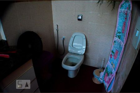 Casa para alugar com 800m², 5 quartos e 6 vagas Casa para alugar com 800m², 5 quartos e 6 vagasbanheiro do Quarto 1