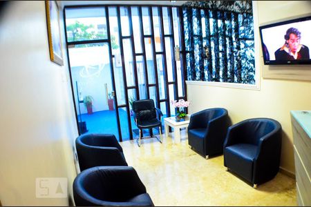 Casa para alugar com 800m², 5 quartos e 6 vagas Casa para alugar com 800m², 5 quartos e 6 vagasRecepção