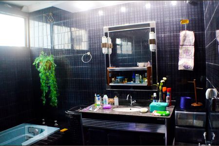 Casa para alugar com 800m², 5 quartos e 6 vagas Casa para alugar com 800m², 5 quartos e 6 vagasBanheiro do Quarto 2